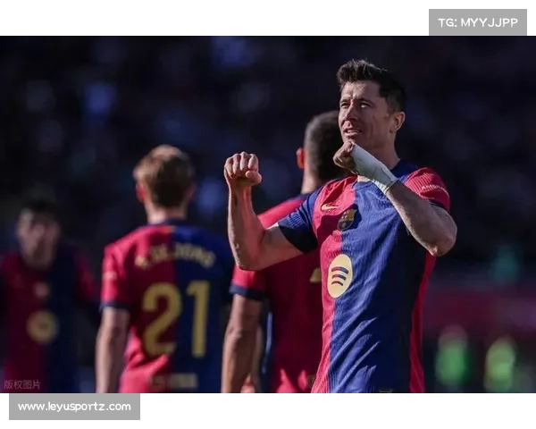 巴萨再遭重创莱万大腿肌肉撕裂无缘国家德比球队雪上加霜